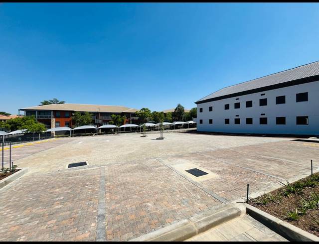 1,200M² OFFICE TO LET IN VORNA VALLEY